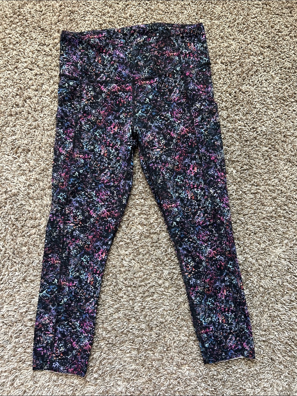 Lululemon Women’s Black Multi-Color Printed Leggings